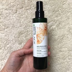 Matrix anti-static spray